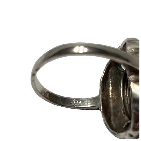 Amber and Marcasite Ring set in Sterling Silver. Size 8.5. Pre Owned - Picture 4 of 5